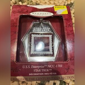 Vintage 1999 started u.s.s enterprise Christmas ornament stamp hallmark